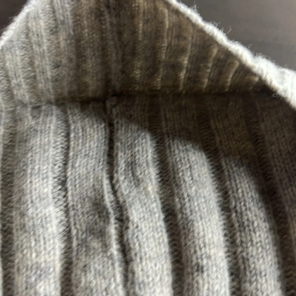 Polo Ralph Lauren Men's Signature Merino Cuffed Beanie - Picture 8 of 9